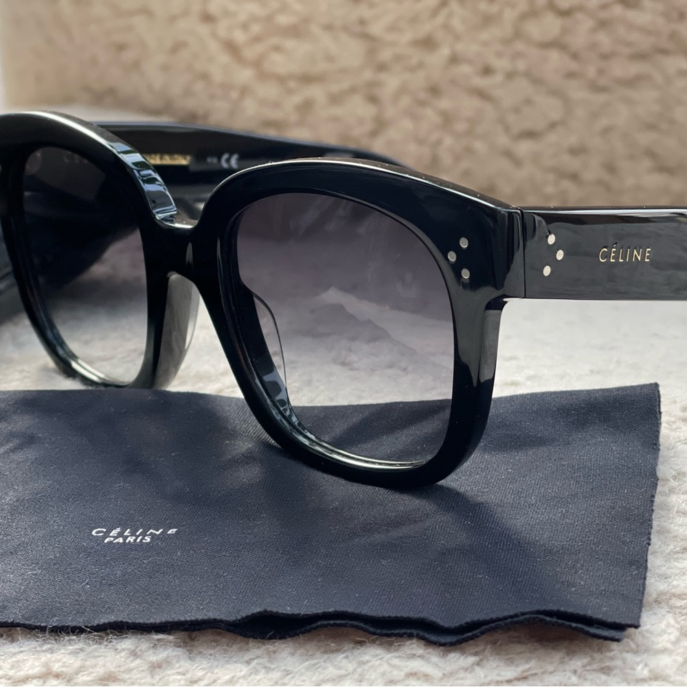 AUTHENTIC CÉLINE OVERSIZED SUNGLASSES IN ACETATE BLACK